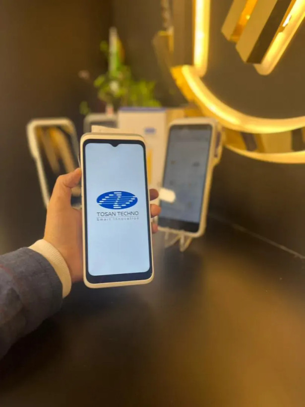 کارتخوان ارزان سیار اندرویدی پی10/ P10/اکبند 4Gبشرط اصلی با گارانتی معتبر/ بهترین کارتخوان در کل کشور/قیمت ویژه فقط تا آخر هفته/